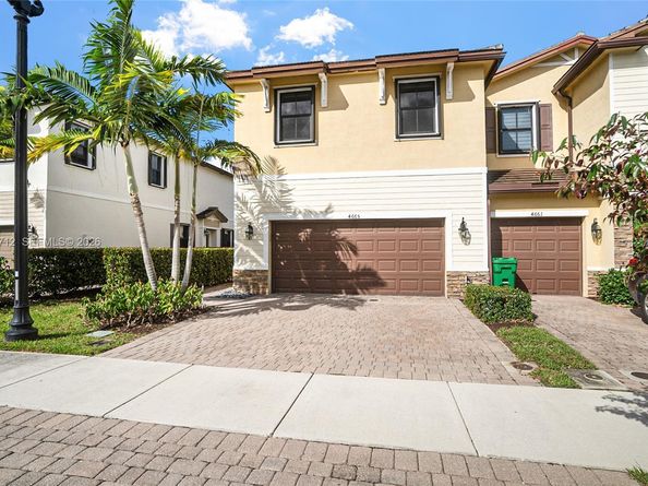 4665 Caspian Way, Davie FL 33314