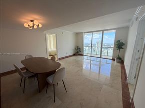 50 Biscayne Blvd 5211, Miami FL 33132