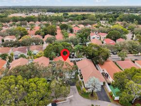 880 Garnet Cir, Weston FL 33326