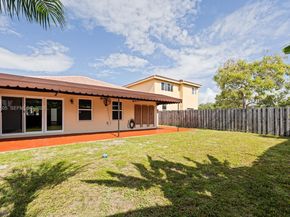 21505 SW 89th Path, Cutler Bay FL 33189