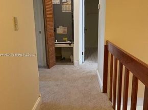 879 NW 81st Way 4, Plantation FL 33324