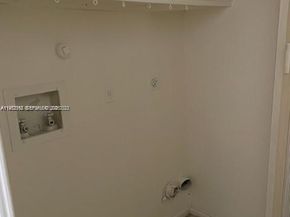 879 NW 81st Way 4, Plantation FL 33324