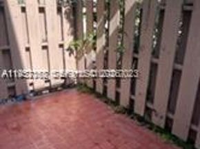 879 NW 81st Way 4, Plantation FL 33324