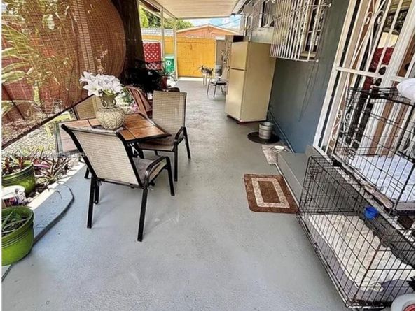 1041 NW 33rd Ave, Miami FL 33125
