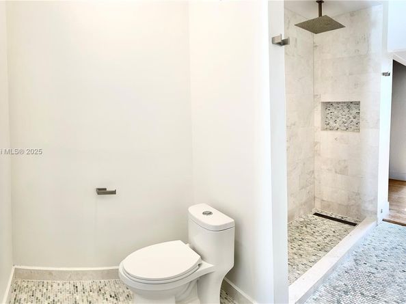 2549 SW 118th Way 302, Miramar FL 33025