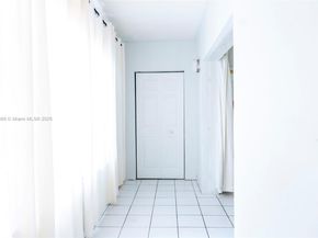 122 NE 204th St 3, Miami Gardens FL 33179