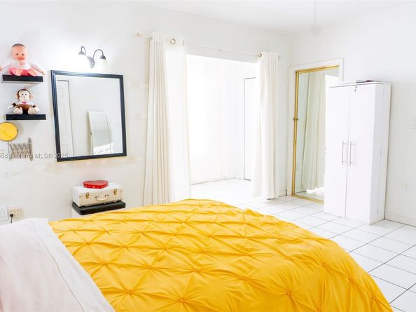 122 NE 204th St 3, Miami Gardens FL 33179