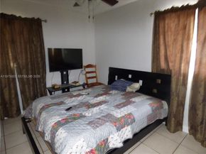 18813 NW 32nd Ave, Miami Gardens FL 33056