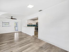 5425 SW 112th Ave, Miami FL 33165