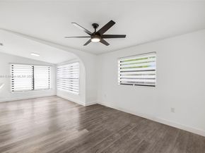 5425 SW 112th Ave, Miami FL 33165