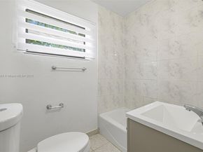 5425 SW 112th Ave, Miami FL 33165