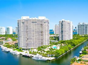 1000 W Island Blvd 2407, Aventura FL 33160
