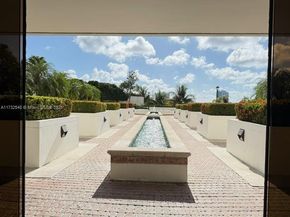 1000 W Island Blvd 2407, Aventura FL 33160