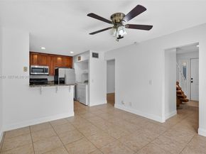 3516 Gardens East Dr A, Palm Beach Gardens FL 33410