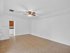 3516 Gardens East Dr A, Palm Beach Gardens FL 33410
