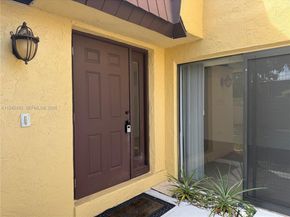 3516 Gardens East Dr A, Palm Beach Gardens FL 33410