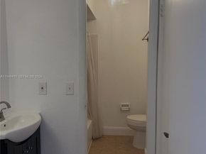 3516 Gardens East Dr A, Palm Beach Gardens FL 33410