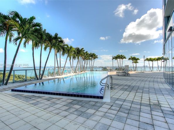 601 NE 36th St 710, Miami FL 33137