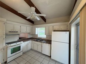316 Briarwood Cir 417, Hollywood FL 33024