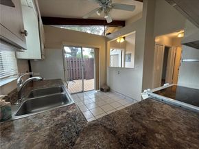 316 Briarwood Cir 417, Hollywood FL 33024