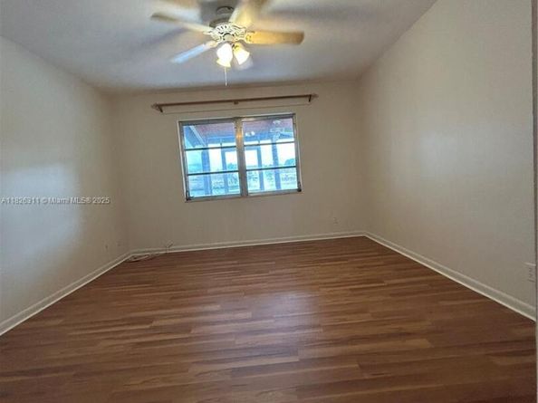316 Briarwood Cir 417, Hollywood FL 33024