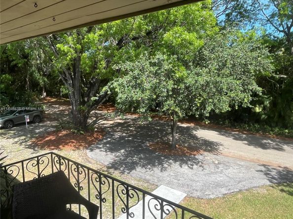1239 Mariposa Ave 7, Coral Gables FL 33146