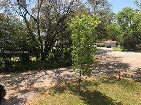 1239 Mariposa Ave 7, Coral Gables FL 33146