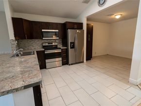 9936 W Daffodil Ln, Miramar FL 33025