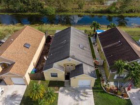 9936 W Daffodil Ln, Miramar FL 33025