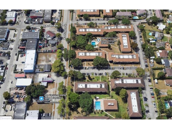 5831 Washington St 45, Hollywood FL 33023