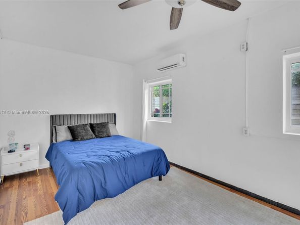 1285 NE 103rd St, Miami Shores FL 33138