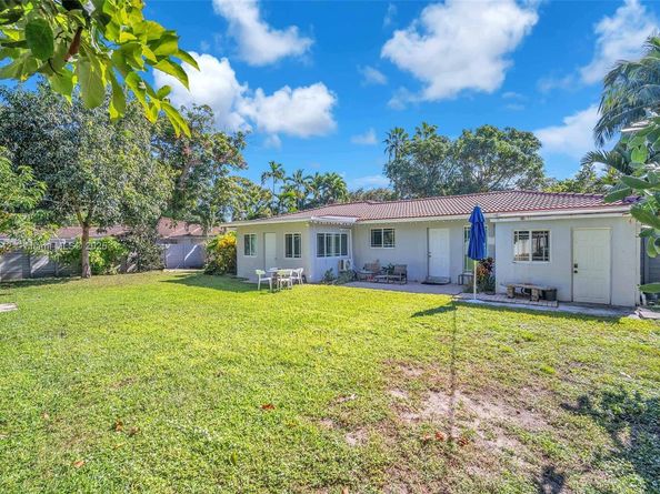 1285 NE 103rd St, Miami Shores FL 33138
