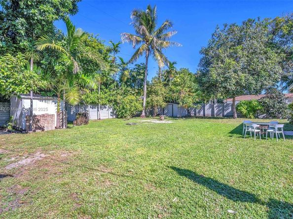 1285 NE 103rd St, Miami Shores FL 33138
