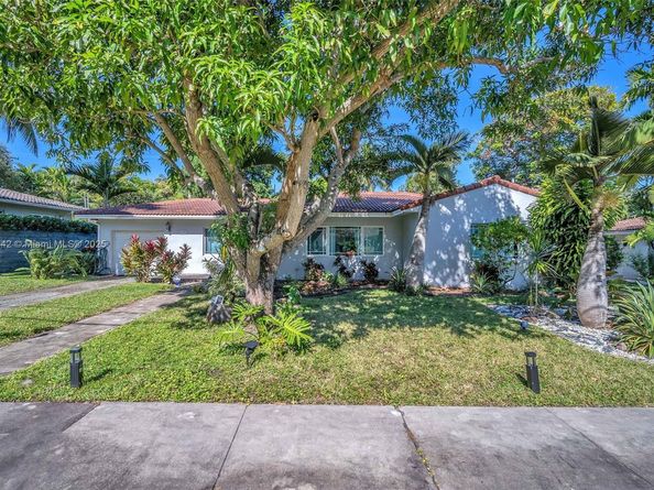 1285 NE 103rd St, Miami Shores FL 33138