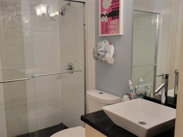 200 NE 12th Ave 7B, Hallandale Beach FL 33009