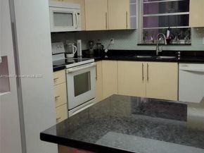 200 NE 12th Ave 7B, Hallandale Beach FL 33009