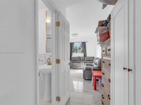 2930 NW 90th St, Miami FL 33147