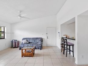 610 S Park Rd 351, Hollywood FL 33021