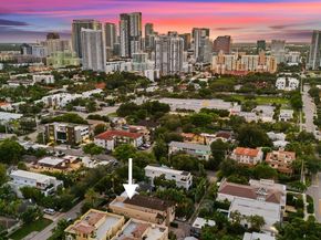 1215 NE 1st St, Fort Lauderdale FL 33301