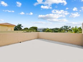 1215 NE 1st St, Fort Lauderdale FL 33301