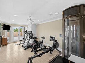 1215 NE 1st St, Fort Lauderdale FL 33301
