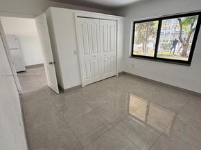 351 E 4th Ave 4, Hialeah FL 33010