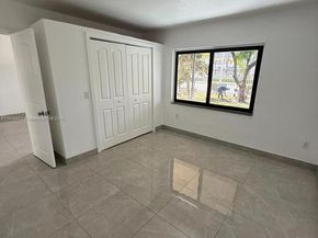 351 E 4th Ave 4, Hialeah FL 33010