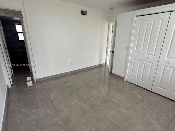 351 E 4th Ave 4, Hialeah FL 33010