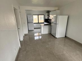 351 E 4th Ave 4, Hialeah FL 33010