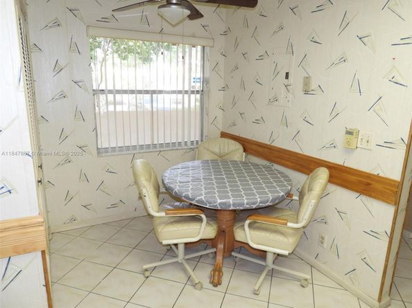 7431 NW 1st St 103, Margate FL 33063