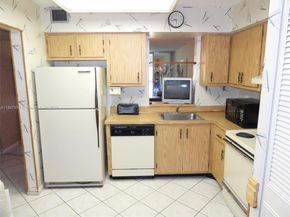 7431 NW 1st St 103, Margate FL 33063