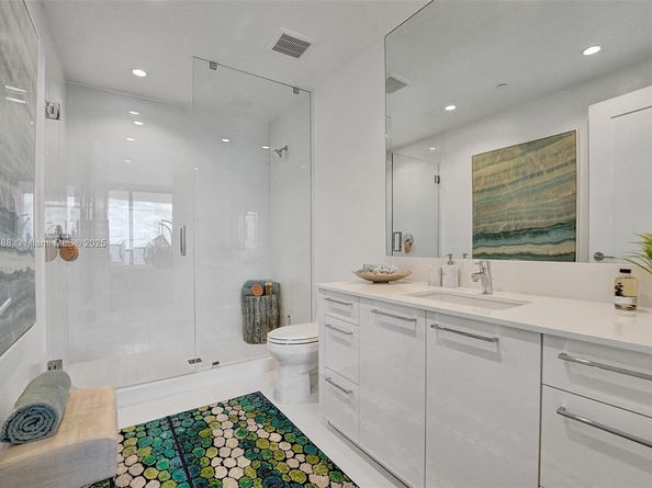 100 E Las Olas Blvd 3703, Fort Lauderdale FL 33301