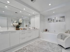 100 E Las Olas Blvd 3703, Fort Lauderdale FL 33301