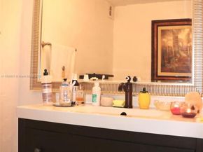 Undisclosed Address #A11909881, Hallandale Beach FL 33009